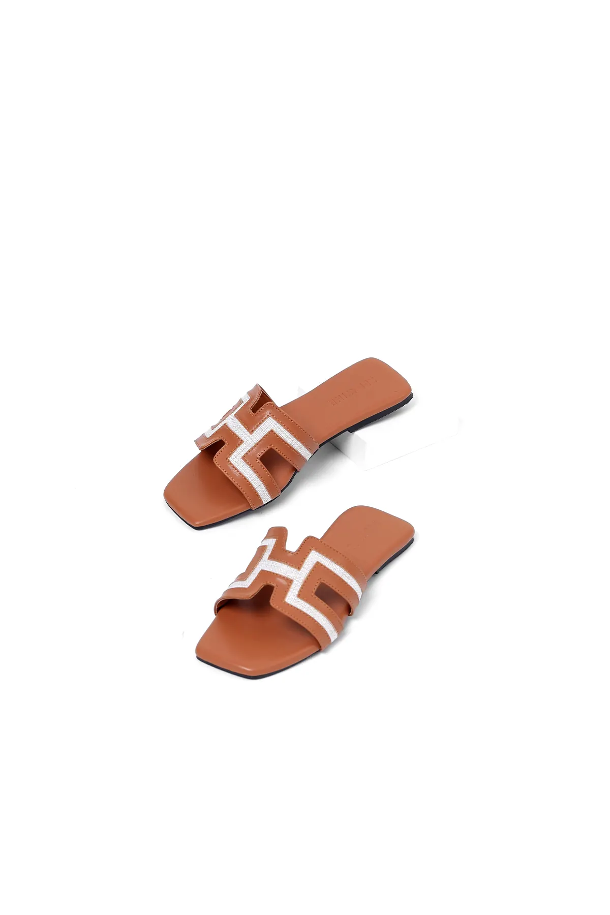 Red Wine Yuka — Flatshoes